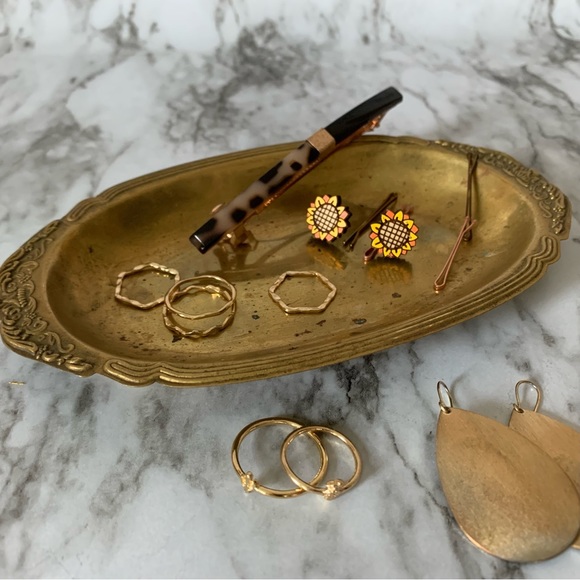 Vintage brass trinket dish - Picture 1 of 3